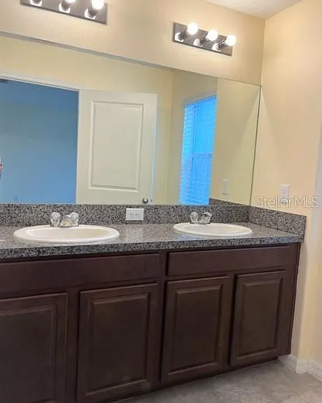 10643 Lake Montauk Dr — Photo 15