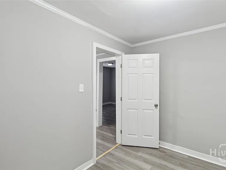 1224 E Bolton St — Photo 11