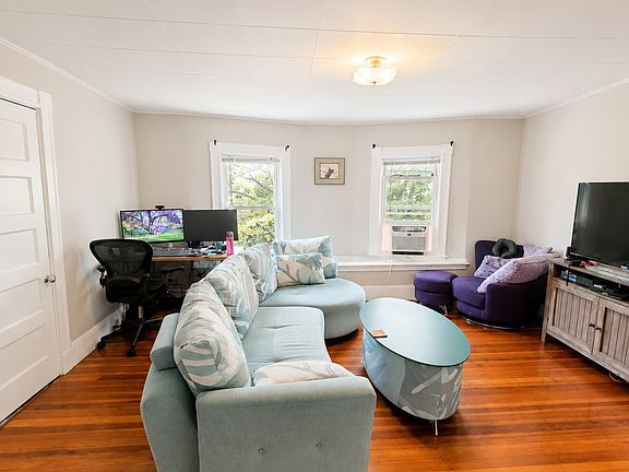 5th image of 46 Paulina St APT 3