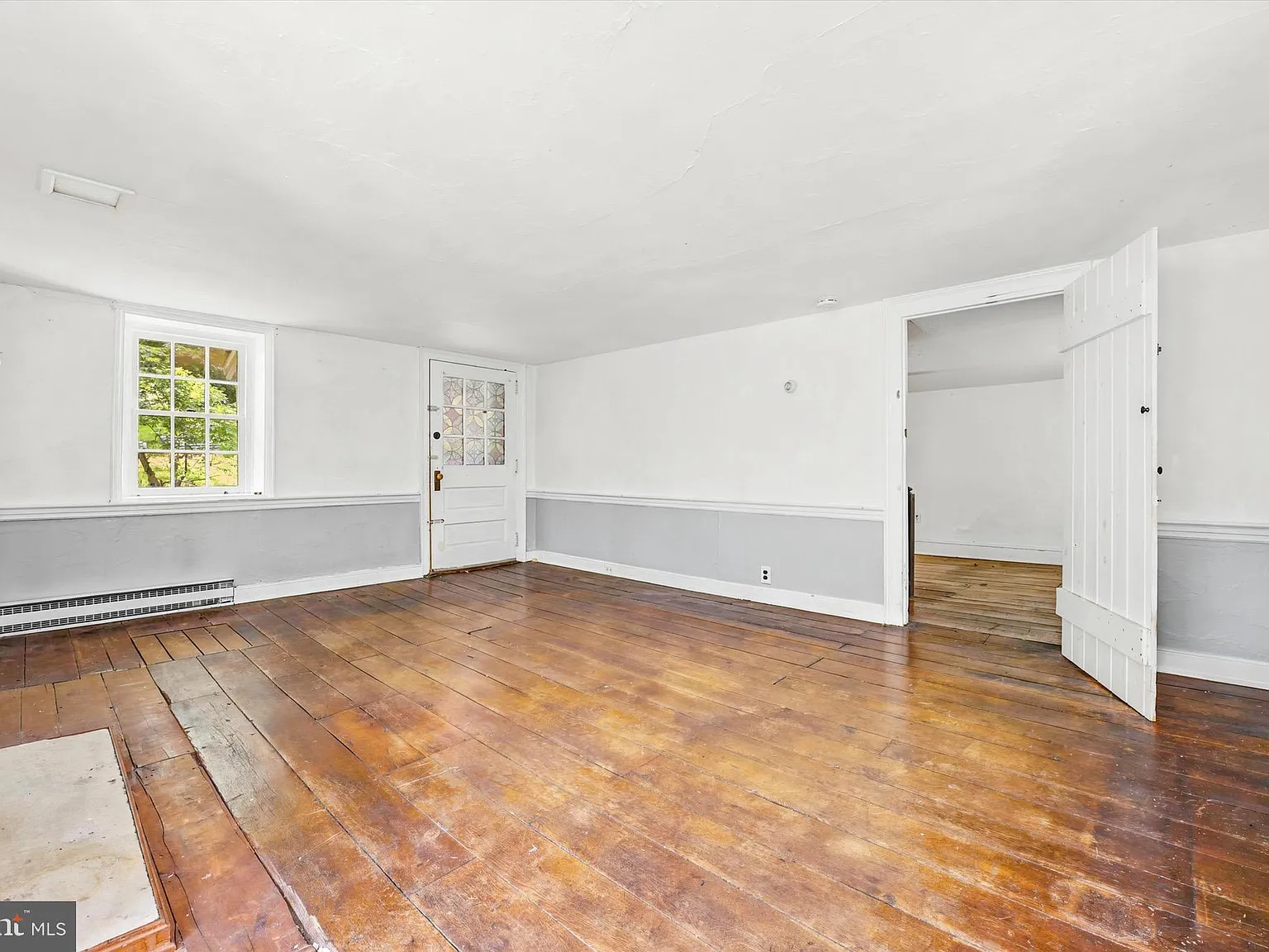 3 bed, 1800 sqft, $2,350 — Photo 4