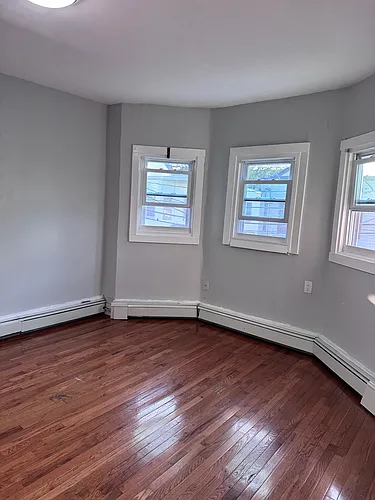 38 Hano St Photo 1