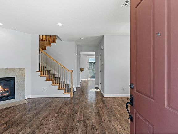 3rd image of 535 Palazzo Ln