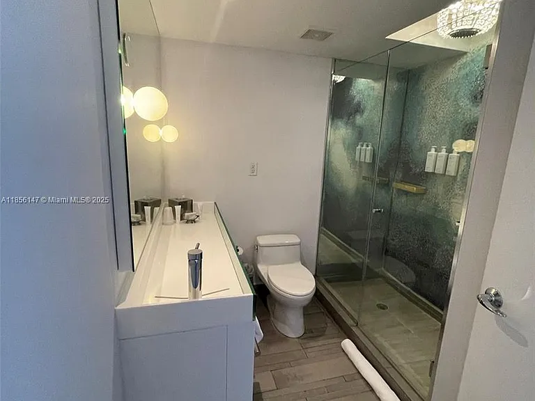 1100 West Ave #322 — Photo 30