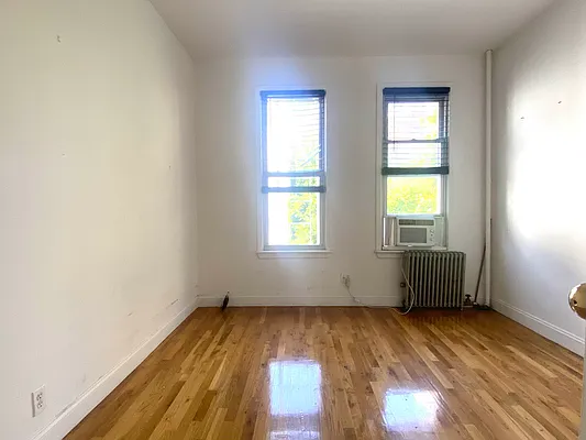 Rented by The Property Firm | media 4