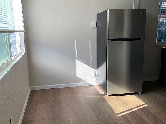 kitchen- refrigerator and stove