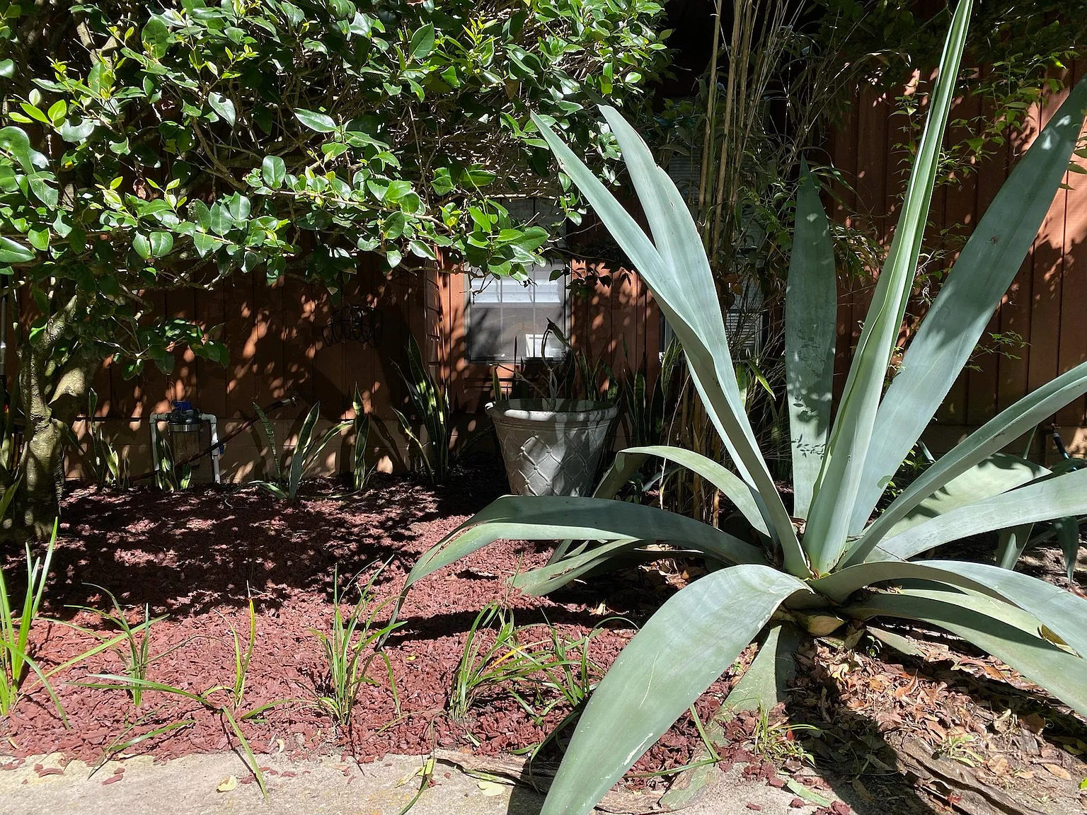 5622 SW 8th Pl — Photo 2