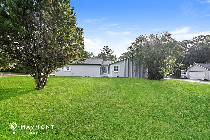 2989 Willowstone Dr — Photo 3