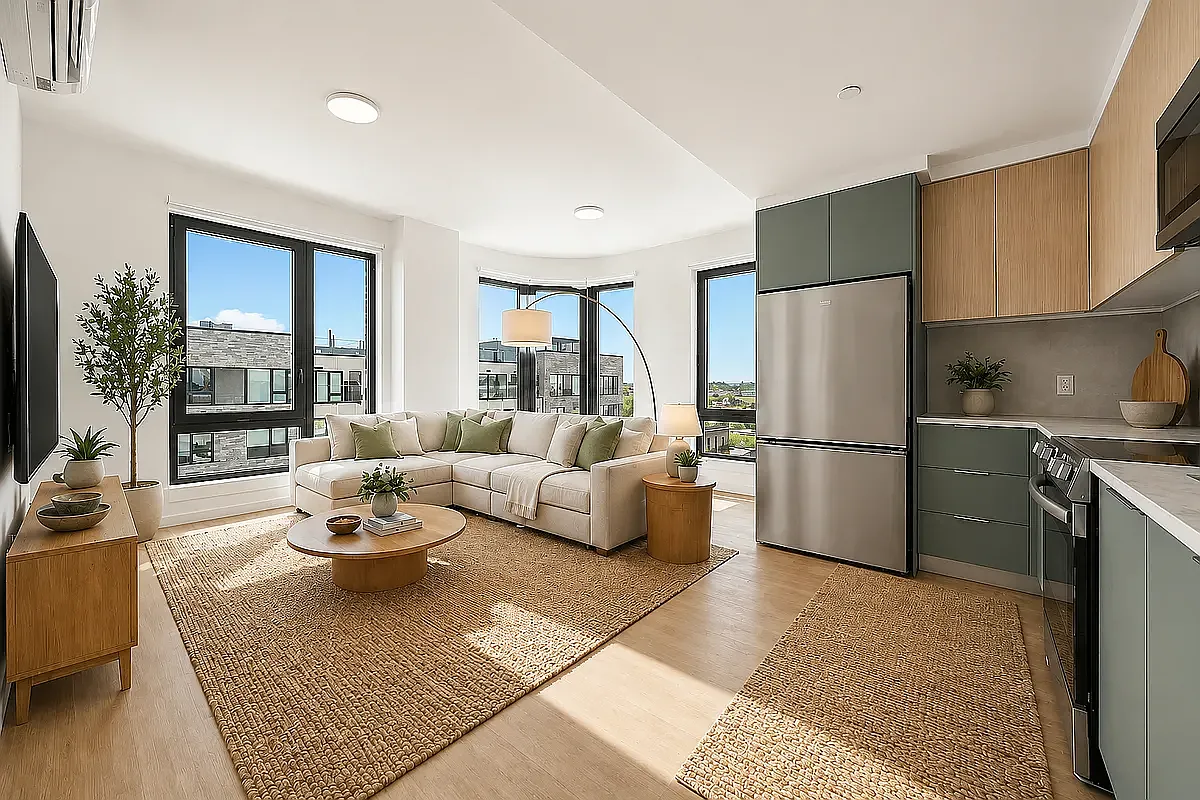 2201 Beverley Road — Photo 1