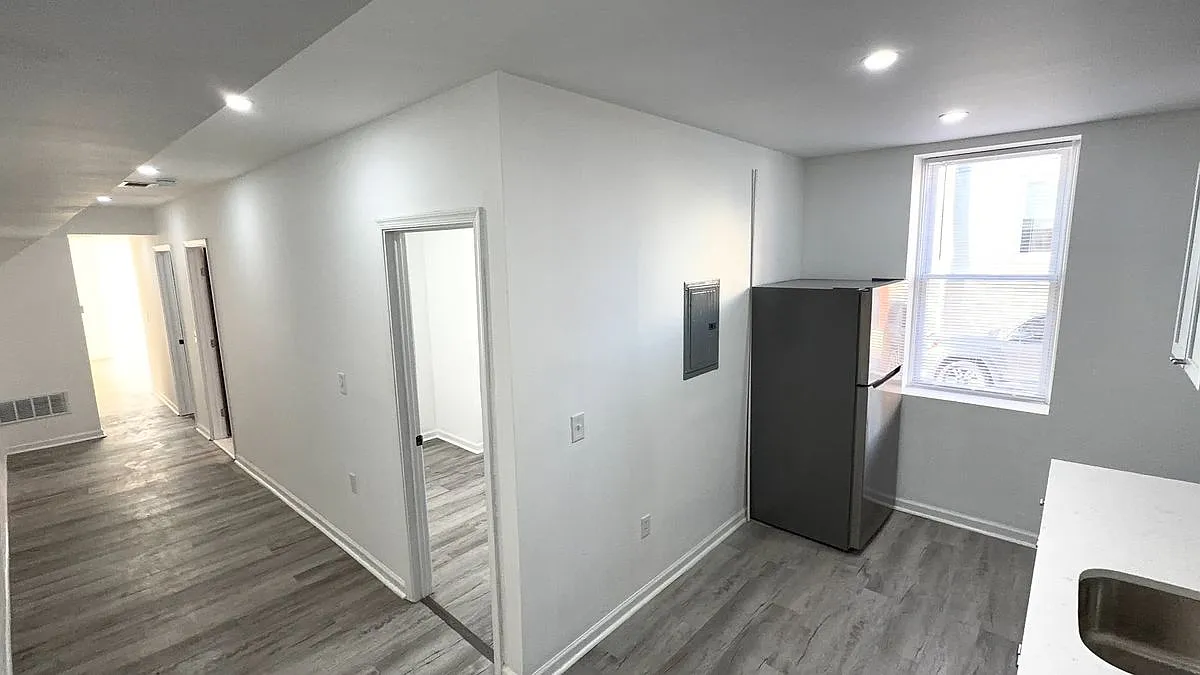 Building Photo - 1621 N 33rd St