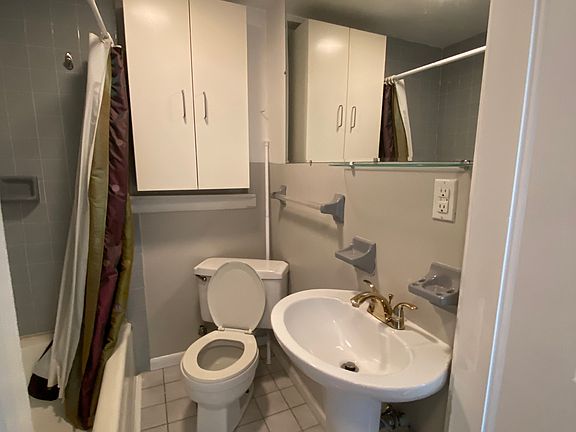 4th image of 1803 S 8th St Floor 2