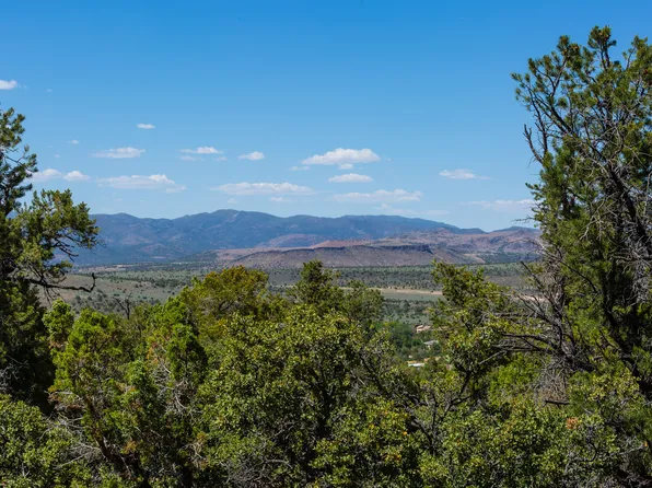 N Pinion Hills Dr, Dammeron Valley, UT 84783