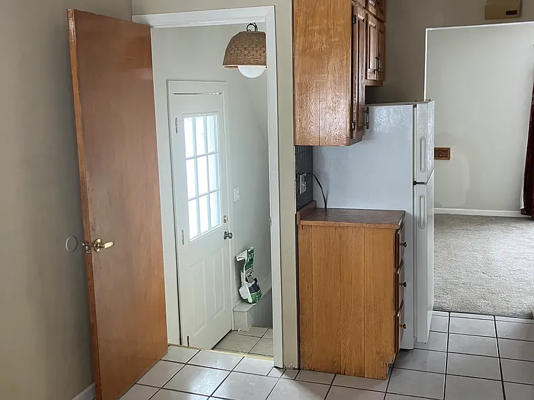 Kitchen door to basement