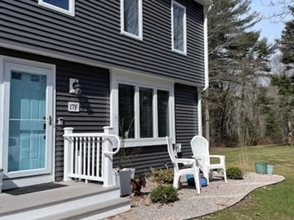 17 Village Way APT F, Norton, MA 02766