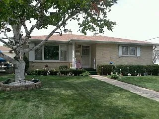 2114 22nd Ave photo 1