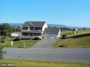 1707 Bell Ave, Chambersburg, PA 17202