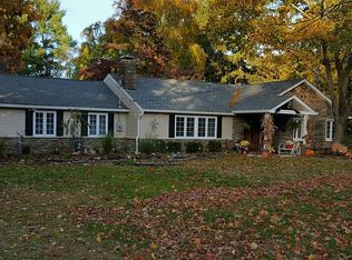69 Welshs Ln, Somerset, NJ 08873