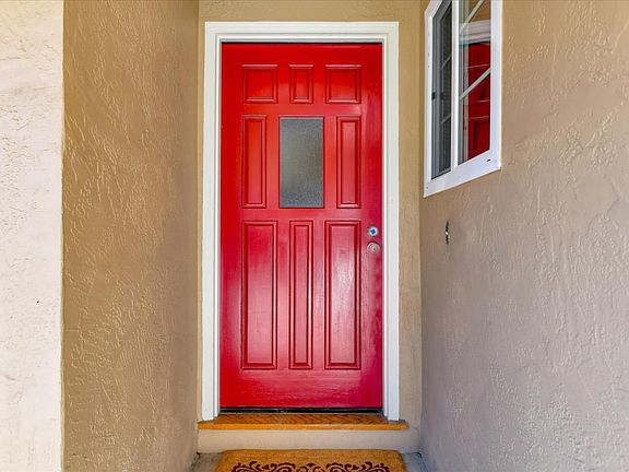 3rd image of 749 Durshire Way