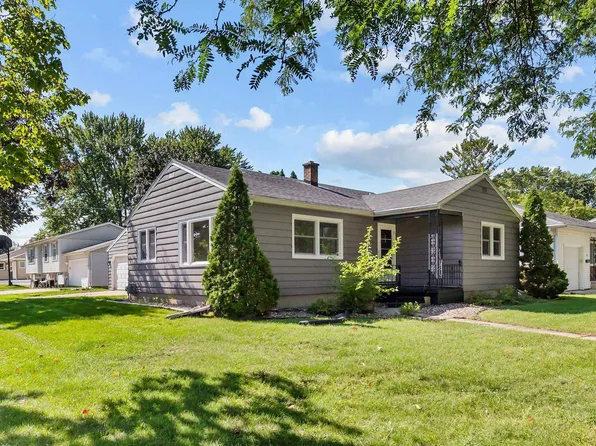 272 17th St, Fond Du Lac, WI 54935