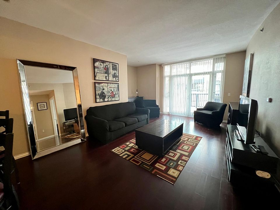 1st image of 530 K St Unit 201