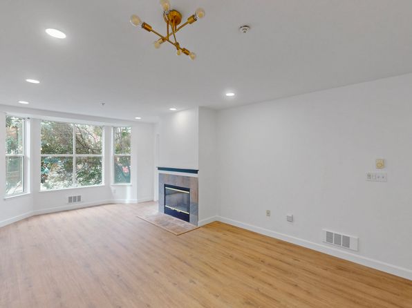 650 Chestnut St APT 203