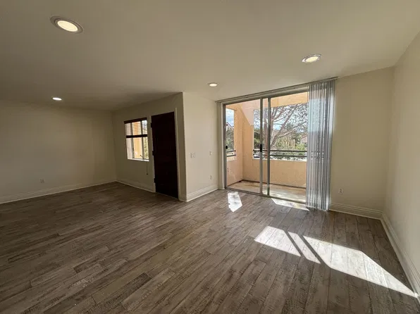 3975 Nobel Dr Unit 292, San Diego, CA 92122