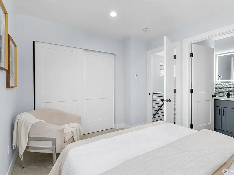 1051 S Thistle St #B — Photo 12