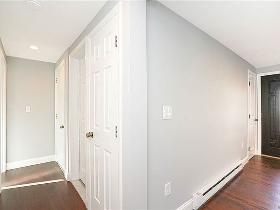 4th image of 45 Village Cir S