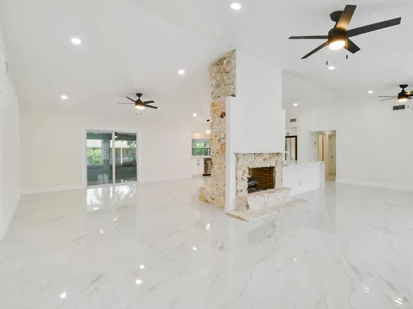 4873 SE Pilot Way, Stuart, FL 34997