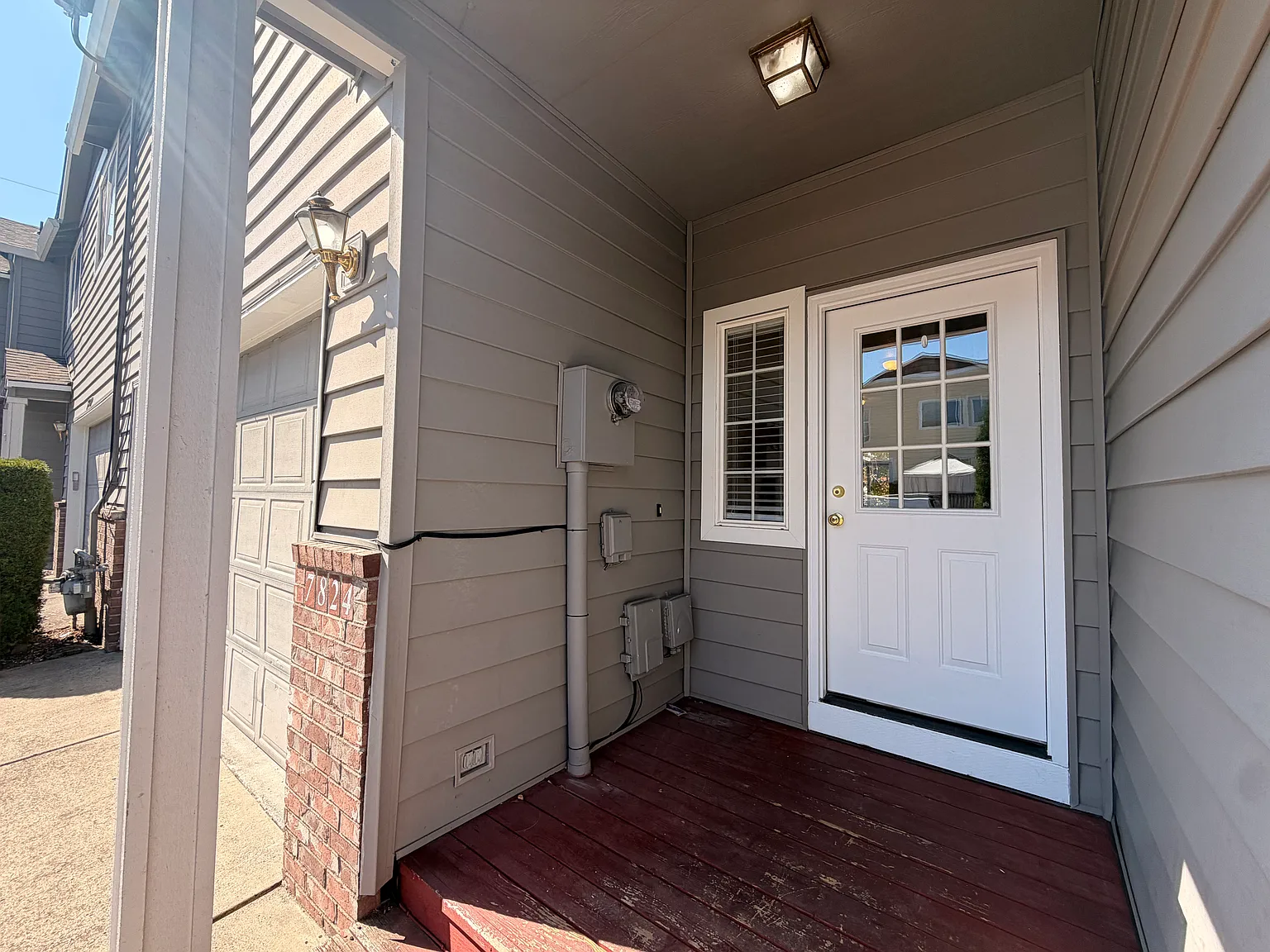 3 bed, 2.5 bath, 1723 sqft, $2,550 — Photo 3
