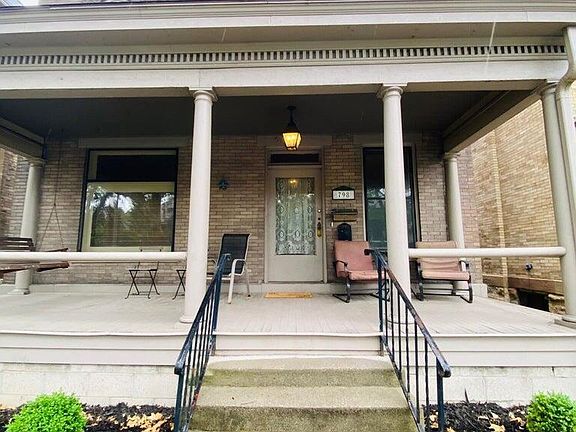 3rd image of 798 Neil Ave