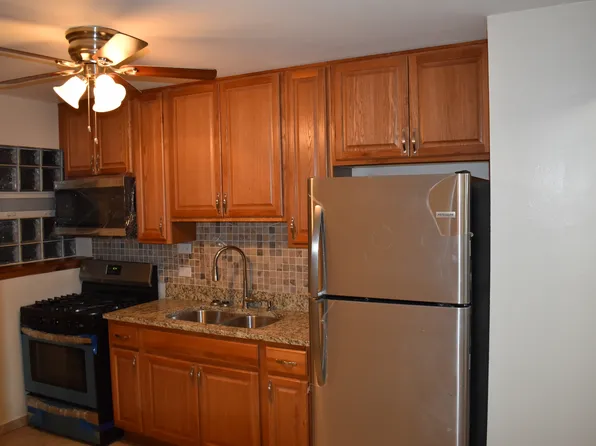 1939 S 5th Ave, Maywood, IL