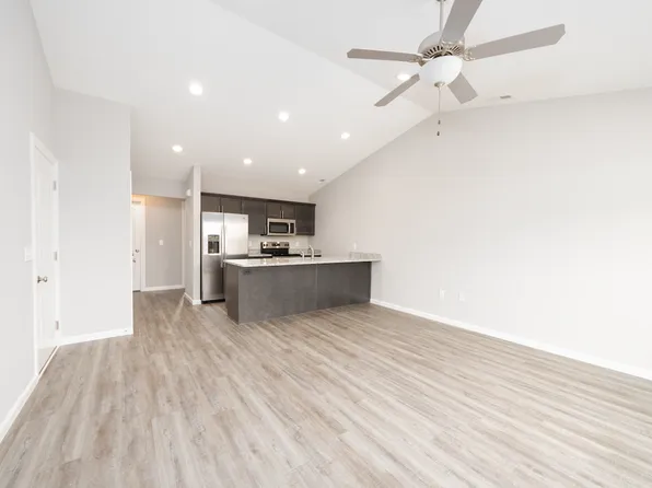 Somerset Townhomes and Villas