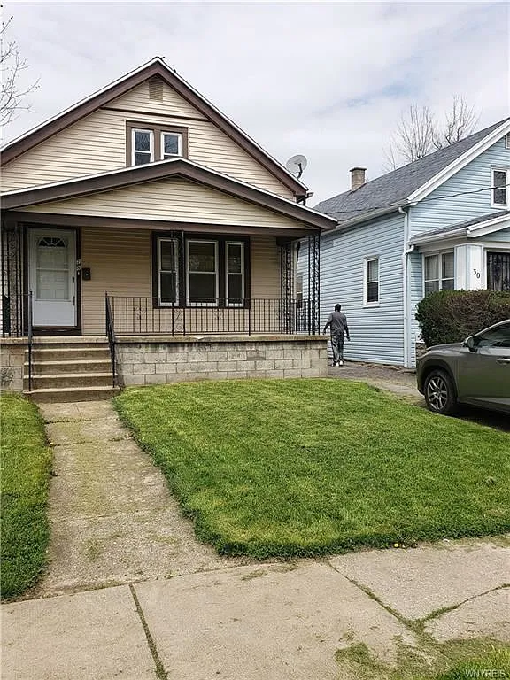 28 Fennimore Ave photo 1