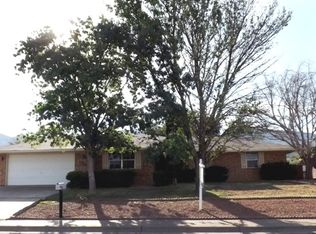 1702 Crescent Dr, Alamogordo, NM 88310