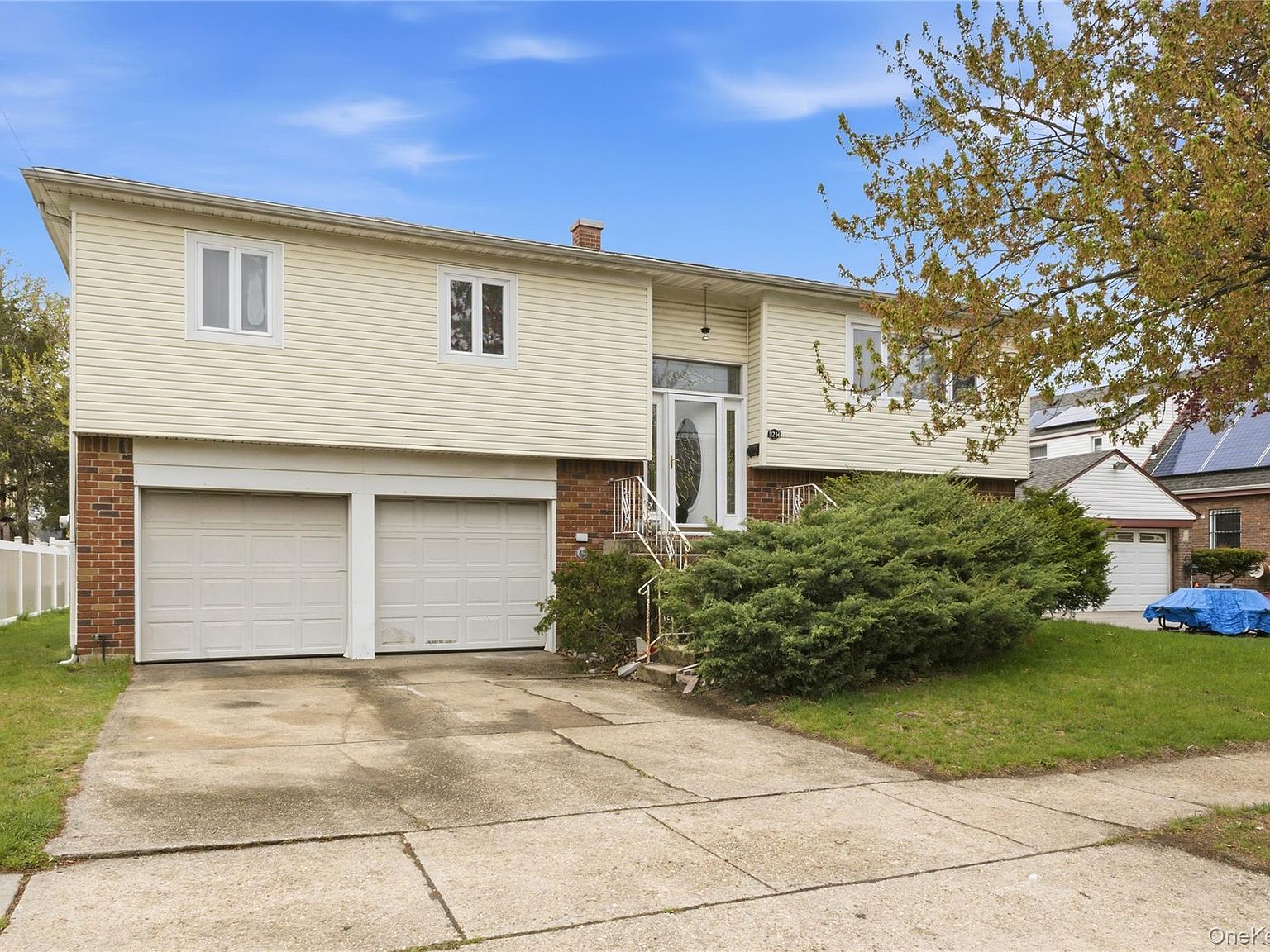 黒美さん 11214 180th Street, Jamaica, NY 11433 | MLS #988909 | Zillow