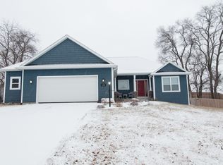 1850 E Boulder Dr, Warsaw, IN 46582