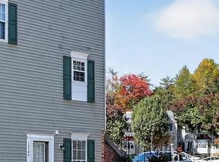 16209 Taconic Cir, Dumfries, VA 22025