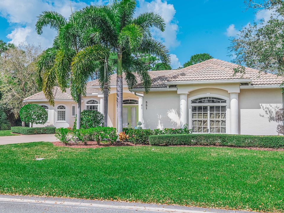 1st image of 551 SW Sanctuary Dr