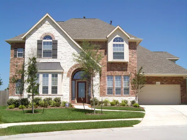 2302 Harbor Pass Dr, Pearland, TX 77584