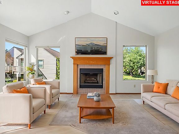 4th image of 2314 SE Baypoint Dr #U88