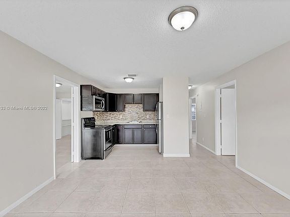 3rd image of 2610 Riverland Dr #1-2
