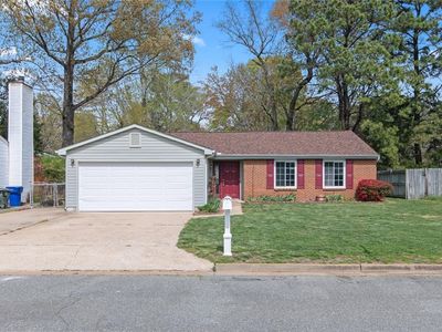 221 Brunswick Pl, Newport News, VA, 23601