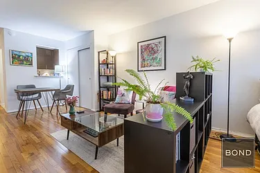 Rented by Bond New York