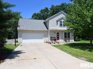 310 W 16th Ave, Coal Valley, IL