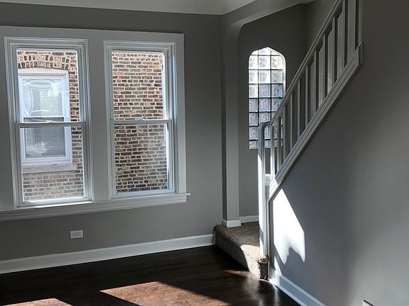 4th image of 2524 S 61st Ave