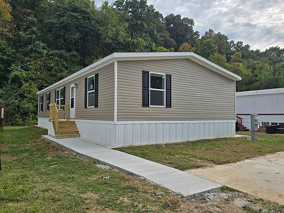 2nd image of 1103 Ravinia Way