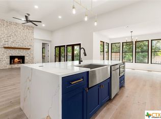 1768 Rolling Rapids Dr, New Braunfels, TX 78130