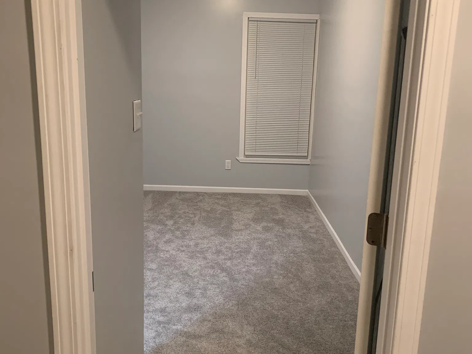 2 bed, 750 sqft, $1,350 — Photo 2