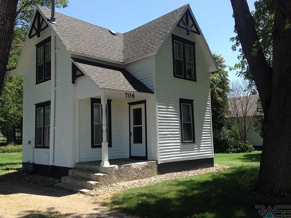 1st image of 706 S Egan Ave