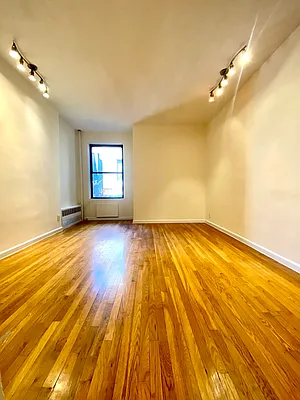 Rented by City & Suburban | media 7